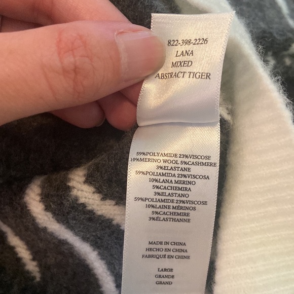 NEW Rails Lana Mixed Abstract Tiger Cashmere Blend Sweater in Large - Picture 10 of 10